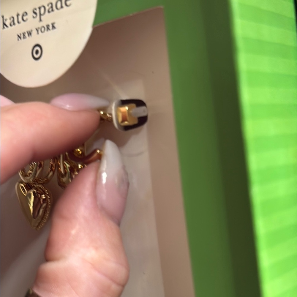 Kate Spade and Target Collaboration: Gold Heart Earrings. NIB - Picture 3 of 6